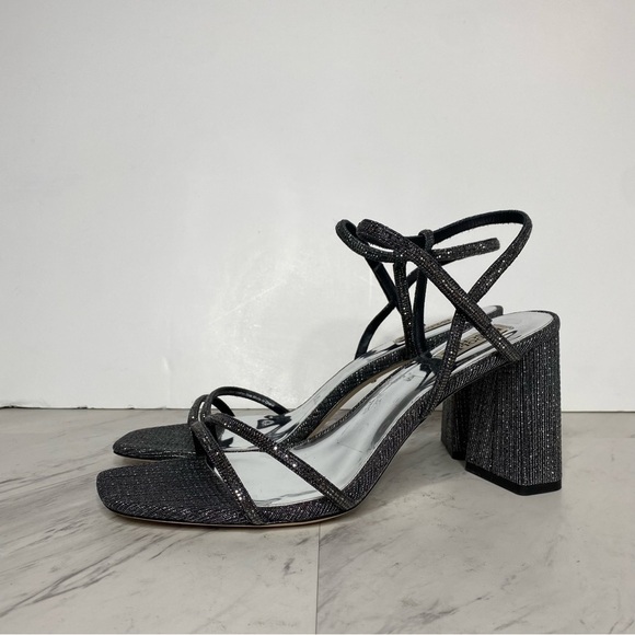 Badgley Mischka Rebekah Metallic Block Heel Sandal 13 - Picture 14 of 14